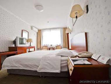 Super 8 Hotel Xian Da Yan Ta Eksteriør billede